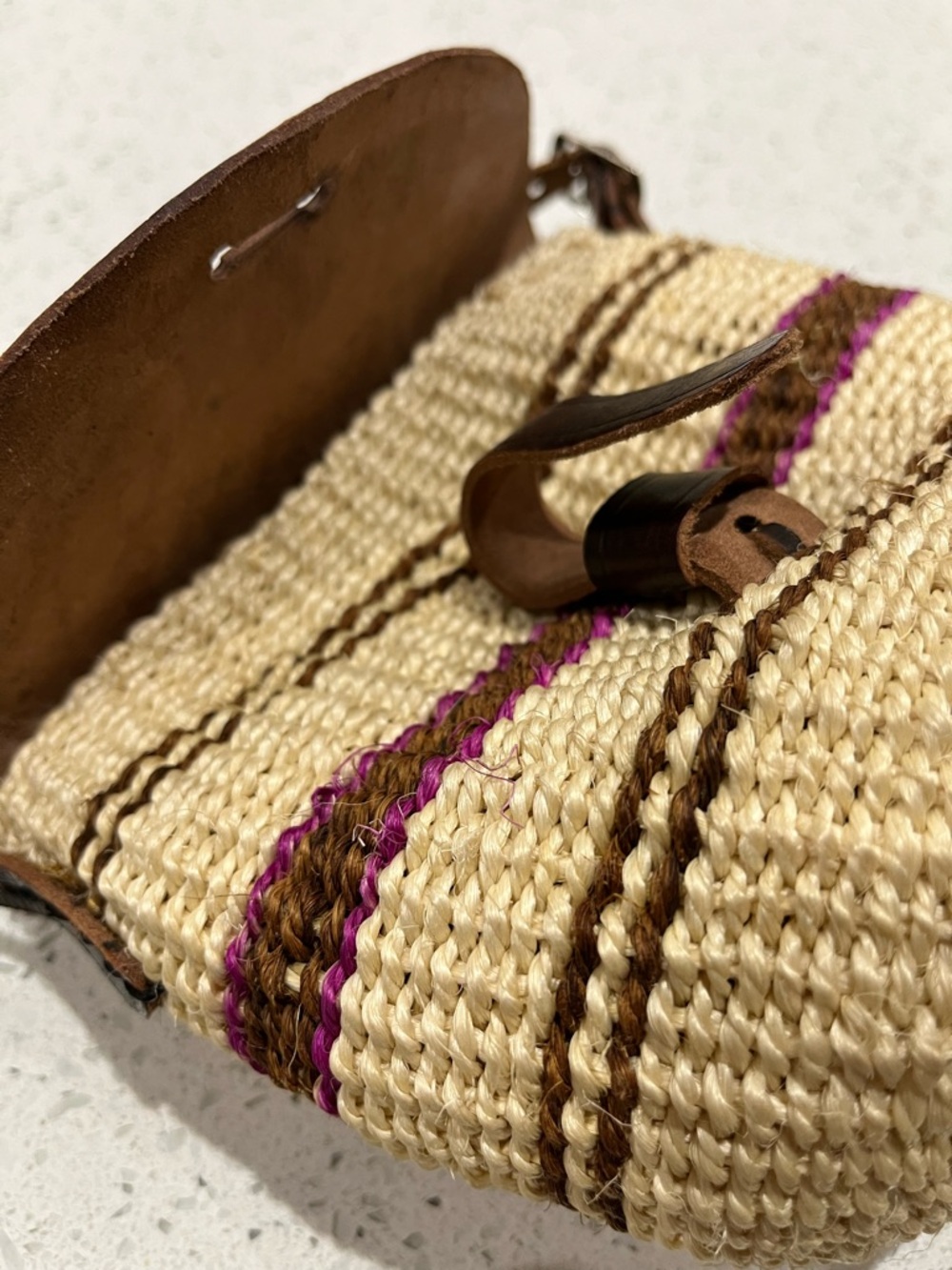 Kiondo Leather Strap Bag African Woven Sisal Adjustable Strap Shoulder Strap - Picture 5 of 8
